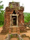 My Son tempel.JPG (794585 bytes)