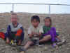 Drie monden vol met snoep.JPG (175753 bytes)